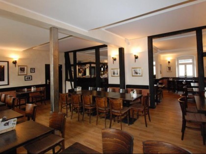 Foto: Reitersch&amp;auml;nke Kranichsteiner Hof
