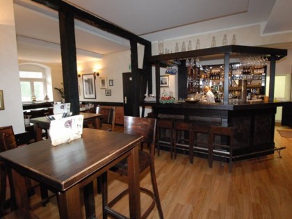 Foto: Reitersch&amp;auml;nke Kranichsteiner Hof