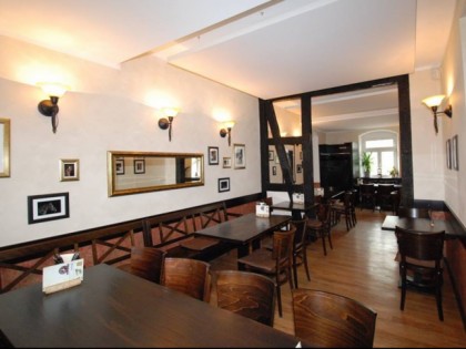 Foto: Reitersch&amp;auml;nke Kranichsteiner Hof